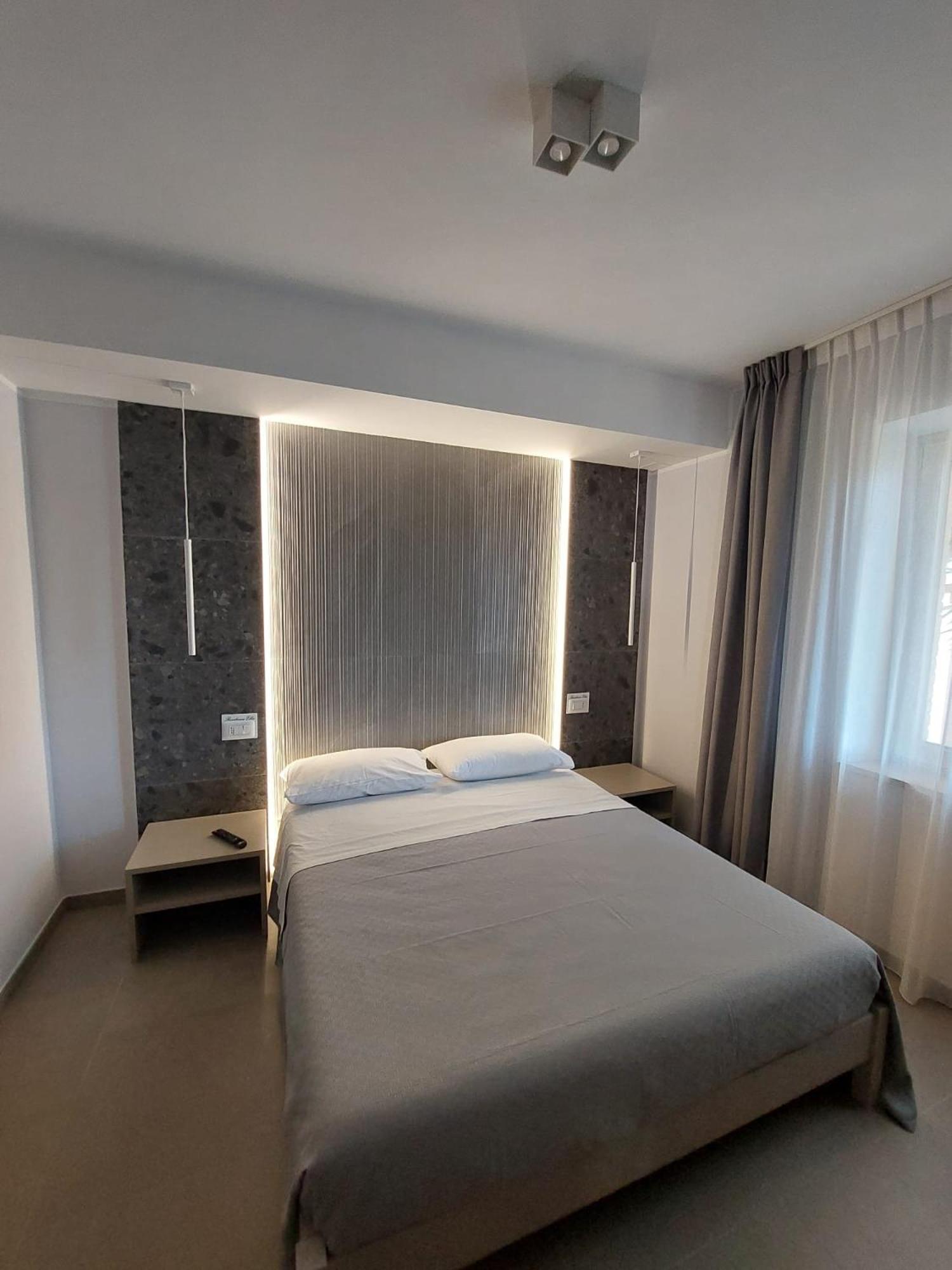 Готель Residenza Elba - Charme House Термолі Екстер'єр фото