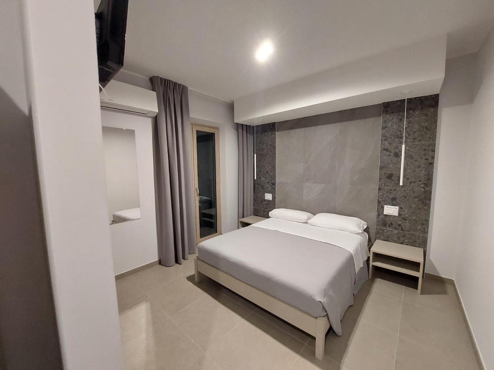 Готель Residenza Elba - Charme House Термолі Екстер'єр фото