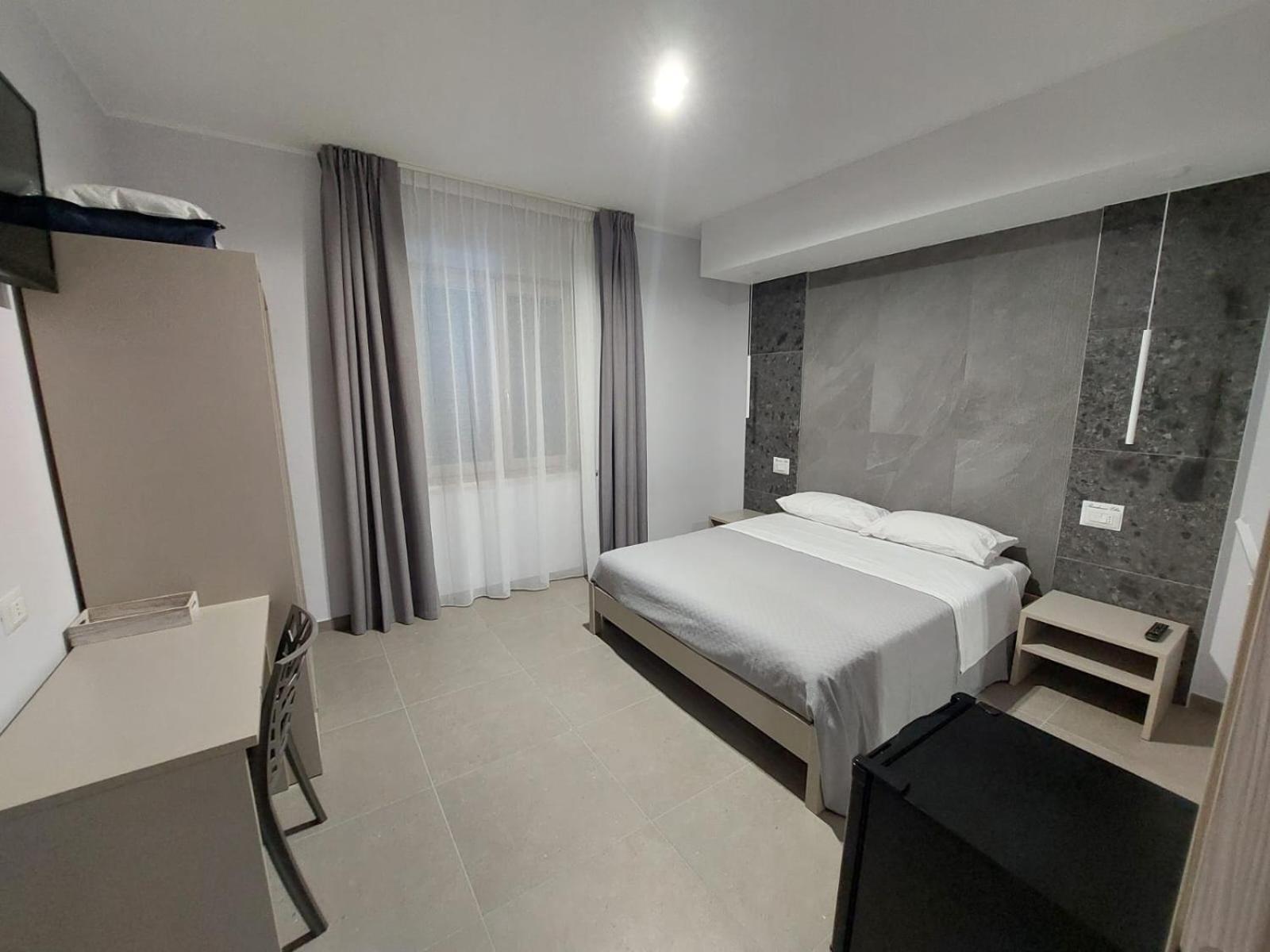 Готель Residenza Elba - Charme House Термолі Екстер'єр фото