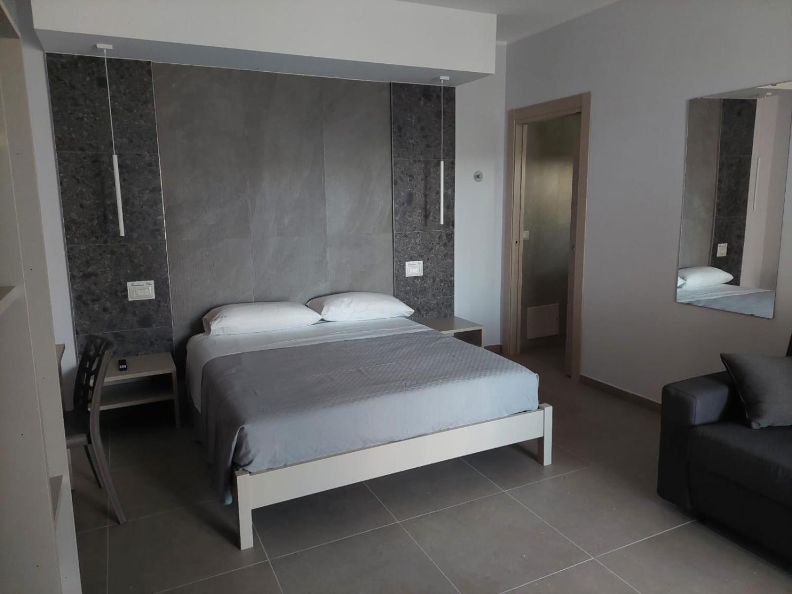 Готель Residenza Elba - Charme House Термолі Екстер'єр фото